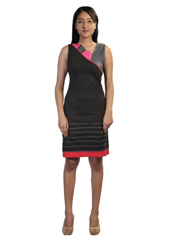 Sleeveless V-Neck Dress With Colorful Print & Patch. - craze-trade-limited